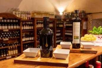 středa 23. 10. - Španělské víno & tapas – Gastro večer (Daniel Keřlík), catering: Restaurant Vnuk