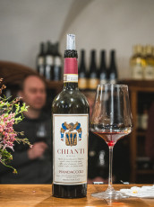 5. dubna 2023: PIEMONT A TOSKÁNSKO - Dvě italské oblasti a dvě malá biodynamická vinařství představí Martin Vošmera. 